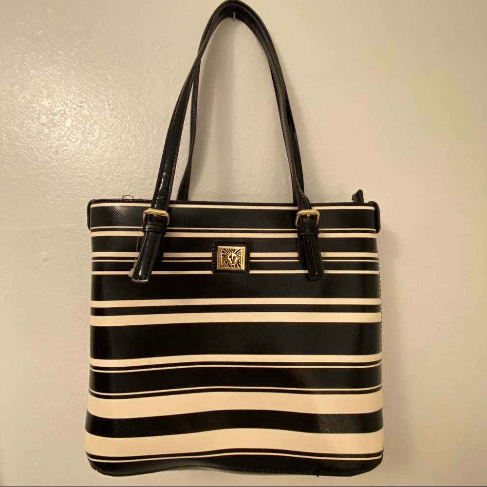 Anne Klein black and cream purse